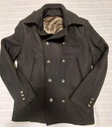 TAKEO KIKUCHI 블랙 더블 브레스트 코트