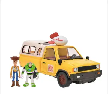 우디 버즈 라이트이어 피규어