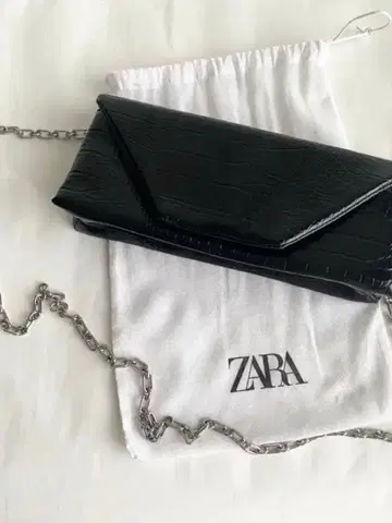 ZARA 블랙 클러치백 숄더백