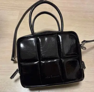 ADD CULUMN 숄더백