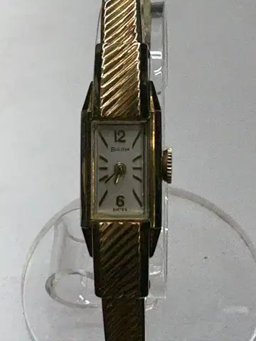정크제품 Bulova 골드 수동 와인딩 10KT 각인 있음 작동 안 함