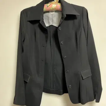 FIGARO 블랙 테일러드 자켓 40