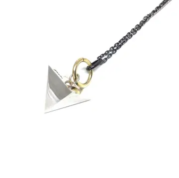 gunda TRIANGLE NECKLACE 실버 목걸이 2018ss