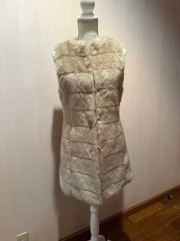 ZARA 에코 퍼 베스트