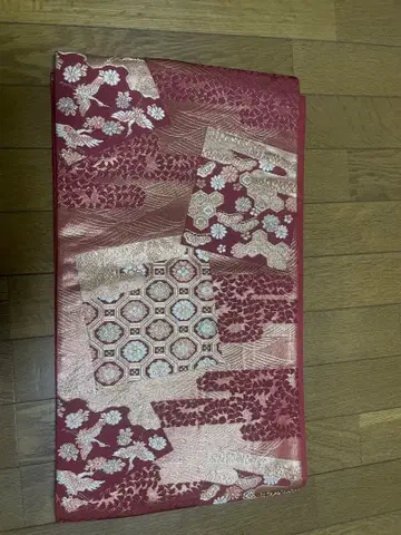 빨간색과 골드 컬러의 후쿠로 오비 순수 실크