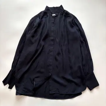 베이지 긴팔 블라우스 큐프라 100% 네이비 하이컷 칼라 2023