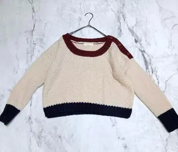 지나시스 긴팔 니트 짧은 기장 심플