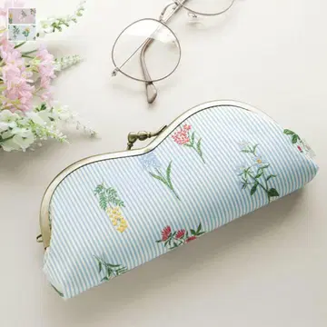 AYANOKOJI 산형 가마구치 안경 케이스 플라워 스트라이프