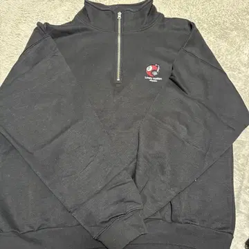 블랙 지퍼 하이넥 트레이닝복