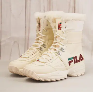 고품질 FILA DISRUPTOR BOOT 22cm
