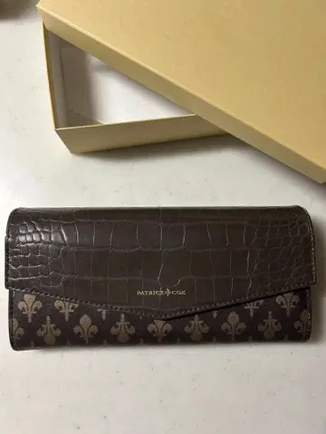 PATRICK COX 크로커다일풍 장지갑