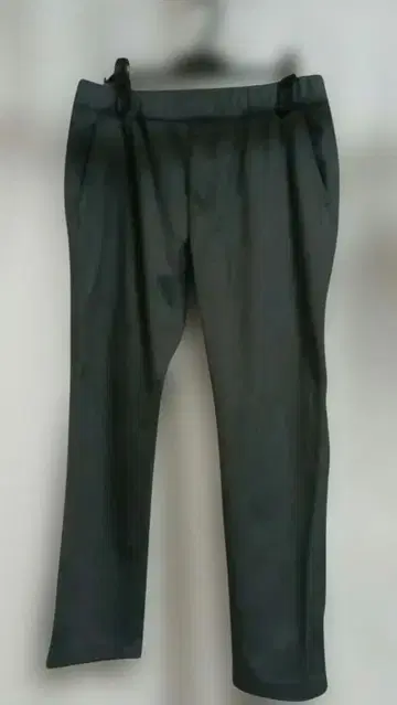 그레이 헤링본 슬랙스