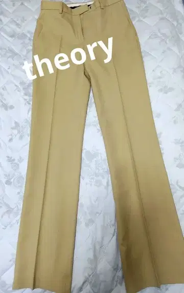 [ Theory ] 베이지 플레어 팬츠 사이드 포켓 포함