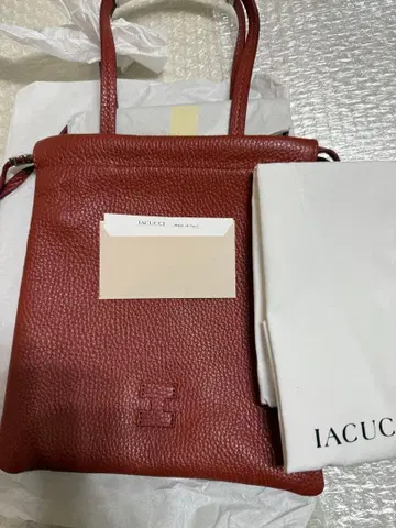 IACUCCI 빨간색 가죽 숄더백