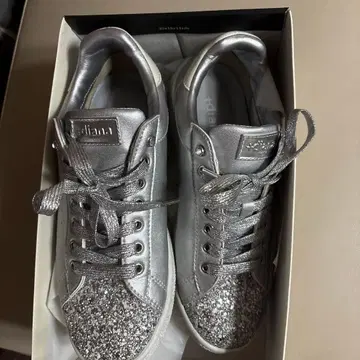 +diana 다이애나 실버 글리터 스니