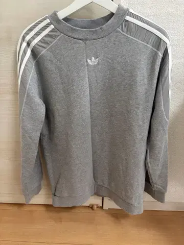 adidas 트레이닝복 L 사이즈