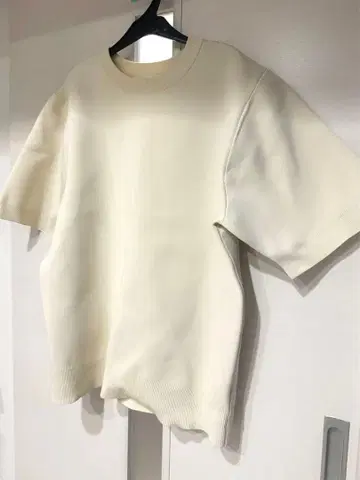 Mila Owen 하프 슬리브 스무스 니트