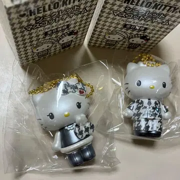 헬로키티 시크릿 마스코트 참 하운드투스 체크 키티 다니엘