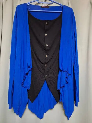 ALGONQUINS 파랑 버튼 가디건