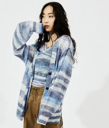 컨버스 도쿄 그라데이션 니트 가디건 블루