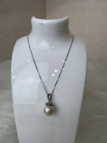 강 진주 펜던트 목걸이, 귀걸이