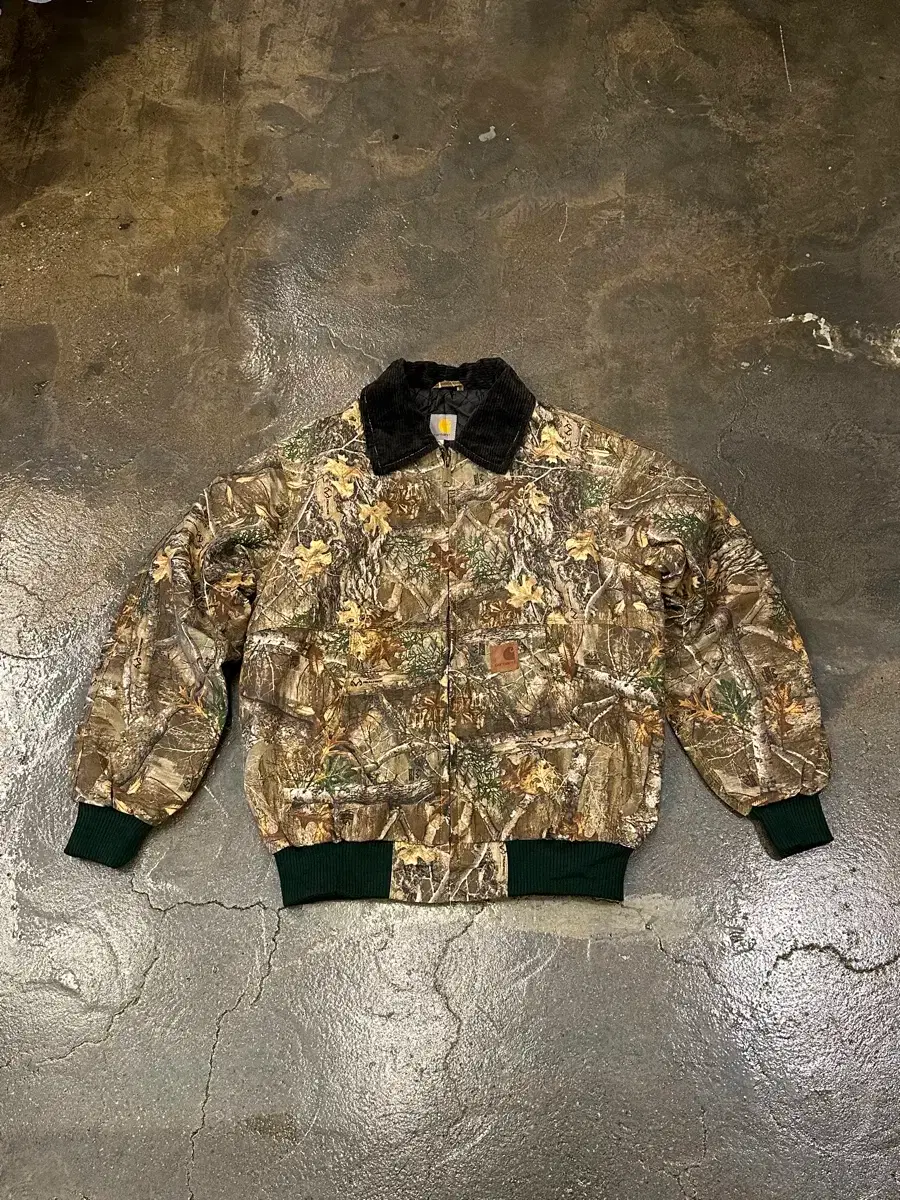 CARHARTT | 칼하트 Carhartt Old Logo Vintage Work Jacket Chore Jacket Blanket  Liner #칼하트,#칼하트wip,#칼하트워크자켓,#칼하트초어,#초어자켓 on Bunjang Global Site.