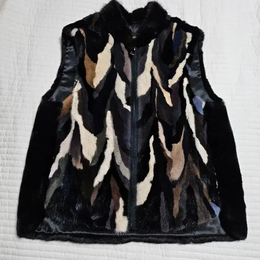 【perverze】 layerd knit vest Lambs-wool Layered Knit Vest/Beige｜PERVERZE | パーバーズの公式