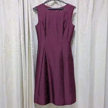 새상품급 STRAWBERRY FIELDS 파티 드레스 사이즈 2