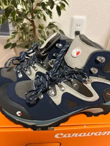 Caravan 등산화 네이비/그레이 하이컷 25.0cm