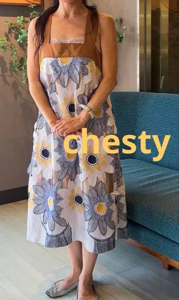 chesty 꽃무늬 자수 오버롤 스커트