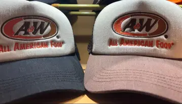 오키나와 한정판 블랙 브라운 A&W 엔더 캡 2개 세트