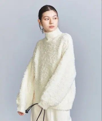 뷰티 앤 유스 터틀 니트