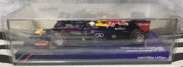 1/43 레드불 레이싱 르노 RB9 바레인 GP 우승 2013 베텔