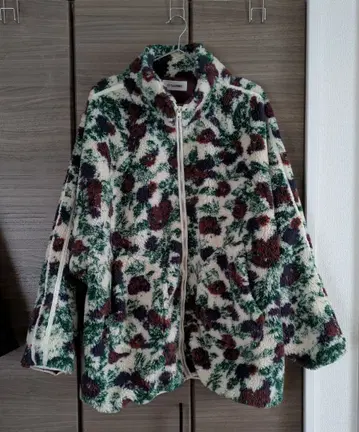 CIAOPANIC 오버 사이즈 올 패턴 보아 자켓