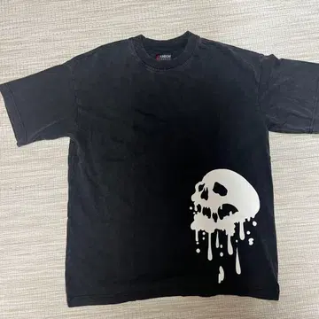 RAINBOW TOUCHES 셔츠