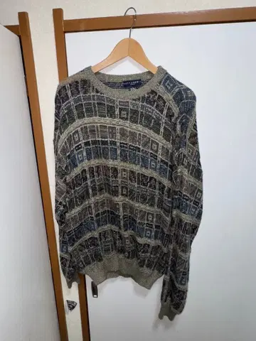 IVY CREW Classics 기하학 패턴 니트 스웨터