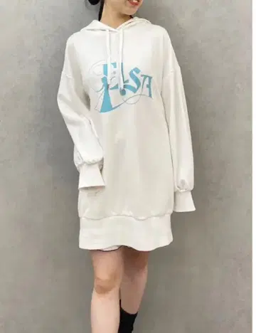 엘사/큐빅 오버 후디