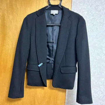 블랙 테일러드 자켓 울 혼방 자켓 모 64%