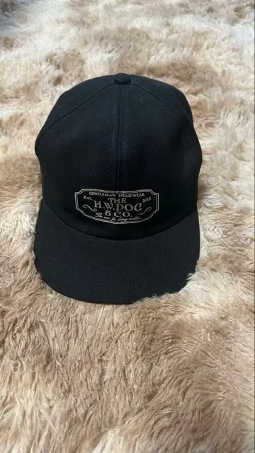 H.W.DOG & CO. 블랙 캡