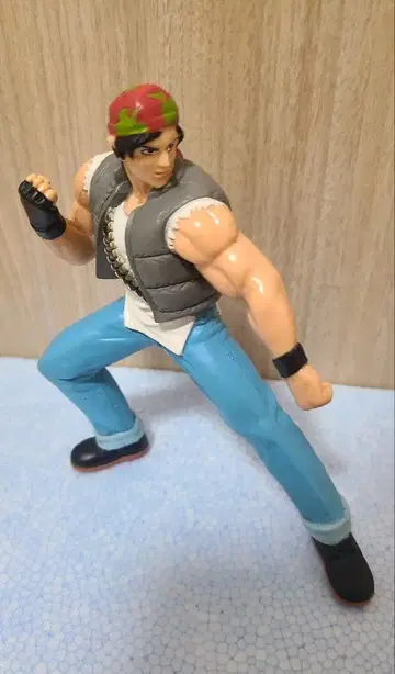 더 킹 오브 파이터즈 '95 랄프 피규어