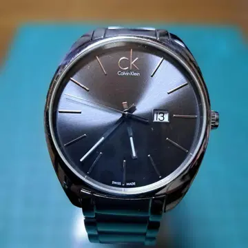 아름다움의, 캘빈클라인, 데이트 기능이 있는 그레이 페이스 손목시계