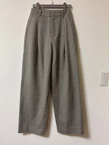 새상품급 유니클로 코토니에 브러쉬드 저지 턱 와이드 팬츠 XS