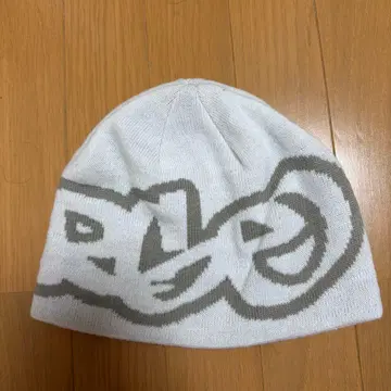 XLARGE 그래픽 니트 모자 원사이즈