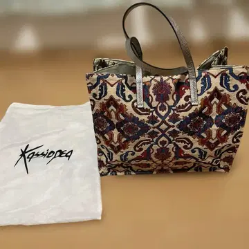 미사용 새상품 Kassiopeia 이탈리아제 토트백 수납 가방 포함