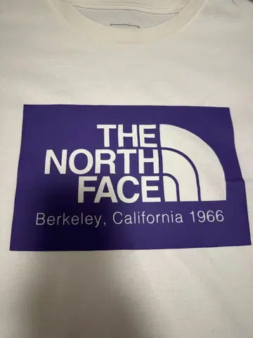 [ 가격 인하했습니다! ] THE NORTH FACE 화이트 T셔츠