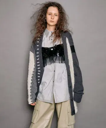 핸드 스티치 멀티 콤비 가디건