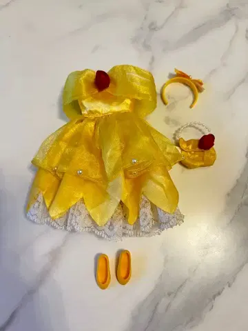 Disney 패션 인형 미녀와 야수 옷 갈아입기 세트