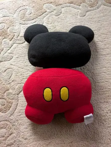 미키마우스 봉제 인형 쿠션 상하 2개입니다.