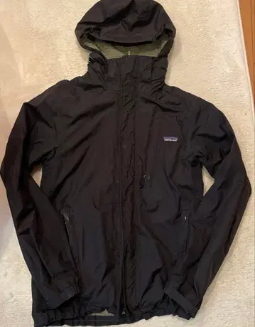 patagonia 후드 부착 나일론 자켓 블랙