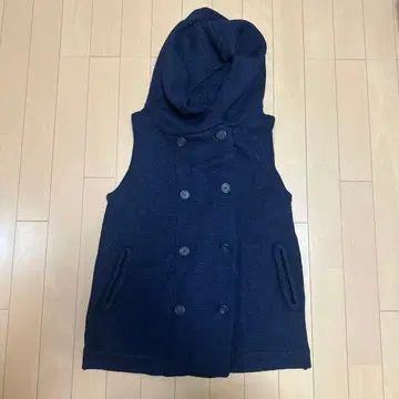 Mao made 후드 부착 더블 버튼 니트 베스트